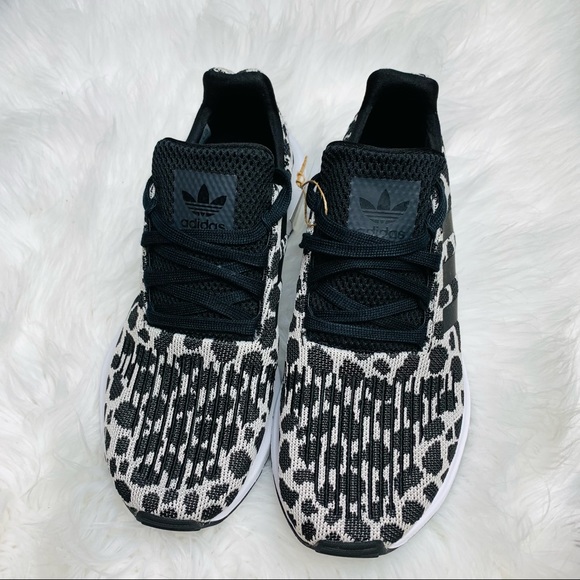 Adidas Originals Swift Run Leopard Print Shoes - Picture 3 of 6